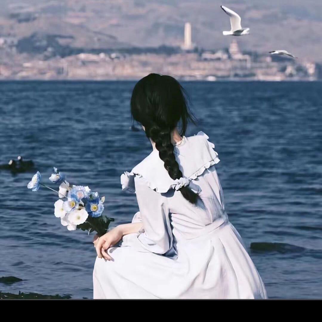 带刺的〆玫瑰🌹