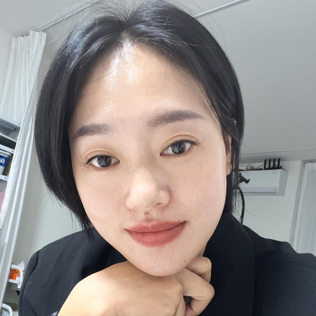 维怡美斑痘敏护肤美睫
