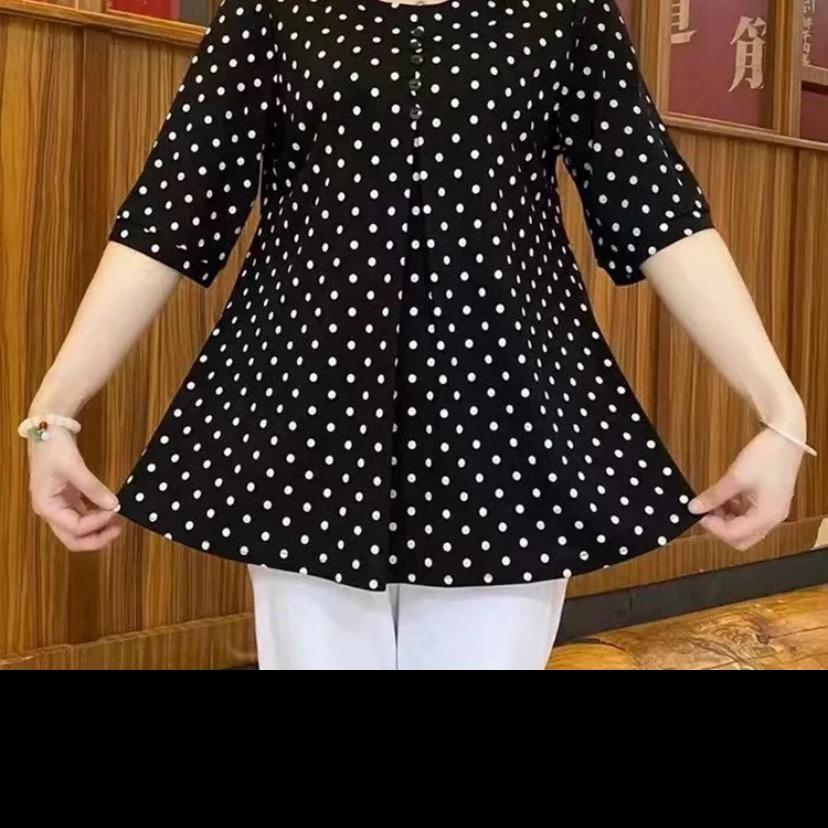 趣佰服饰商行店