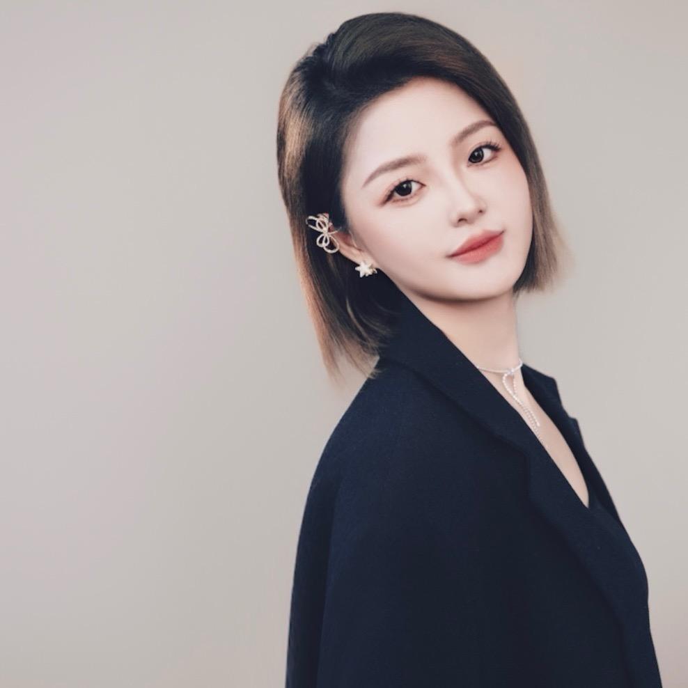 高能侠女捉妖记