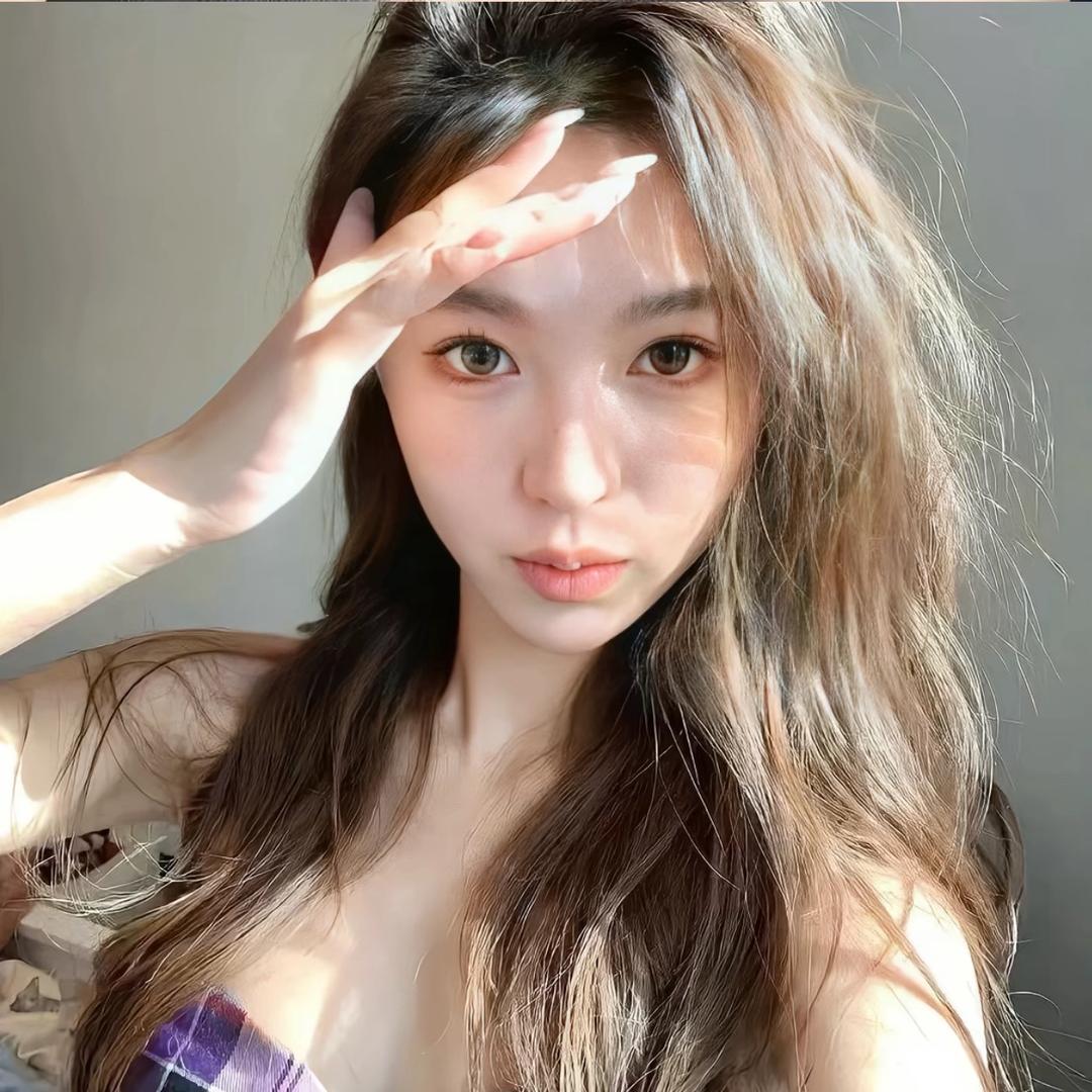 女开