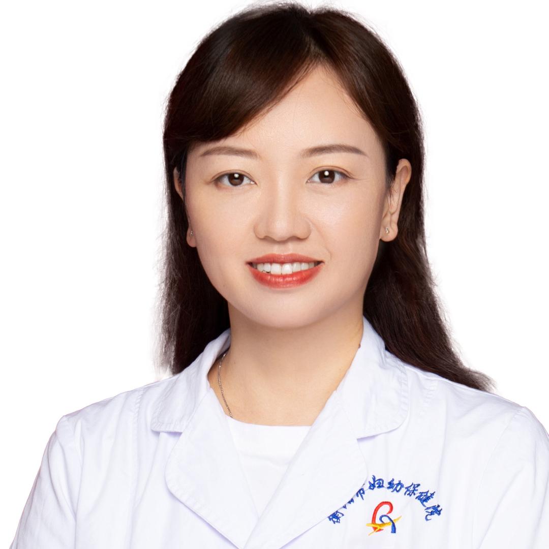儿科主任医师罗雅萍