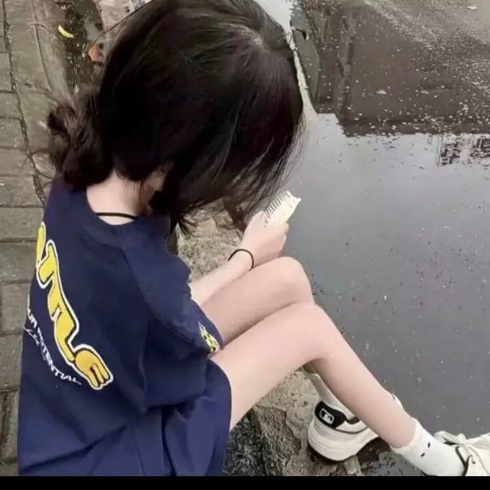 ^祁恋-
