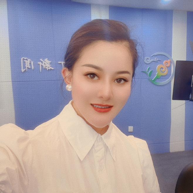 李 小钰
