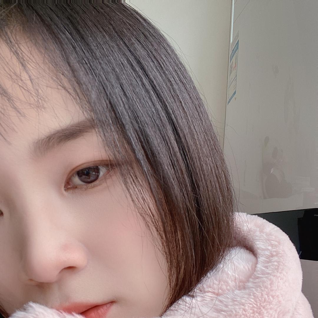 小彭美术老师