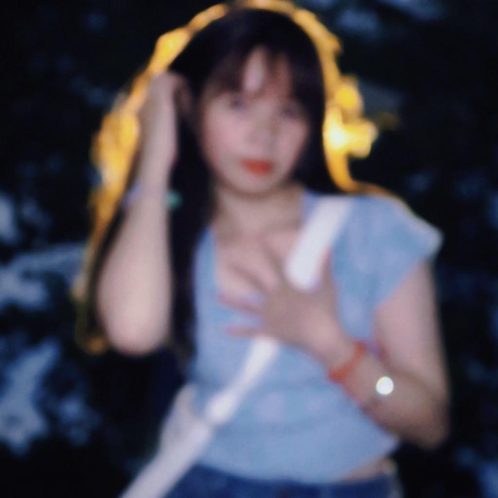 爱吃甜品的静静👧