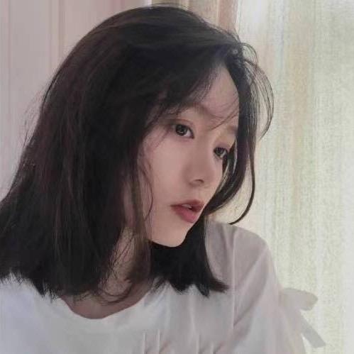 莹莹吖