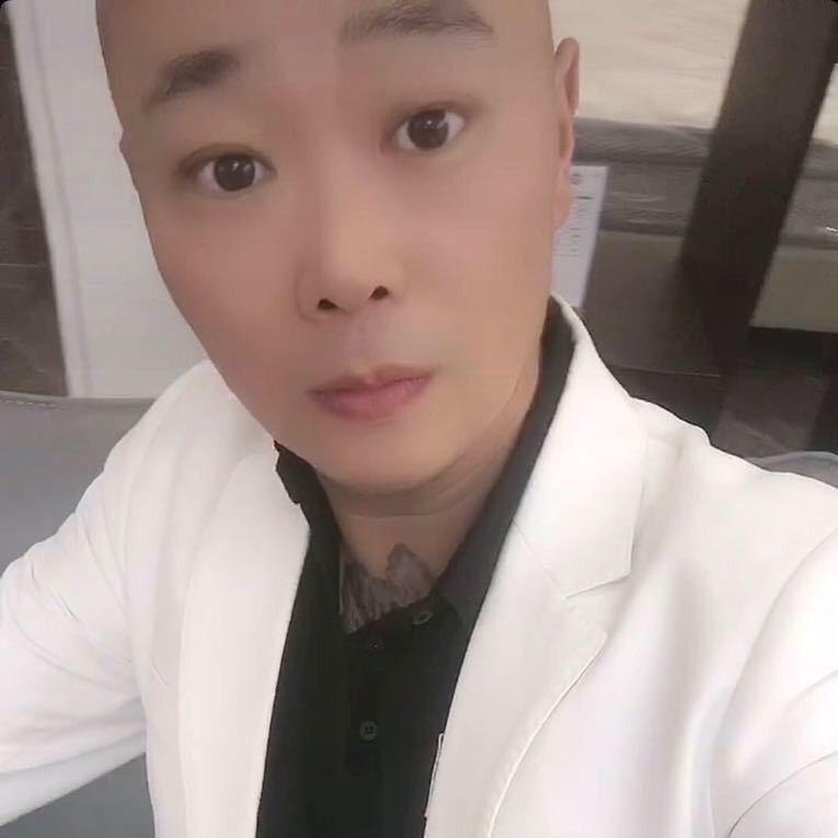 👑華哥👑