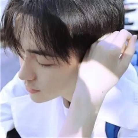 葑芯╭☆葬愛