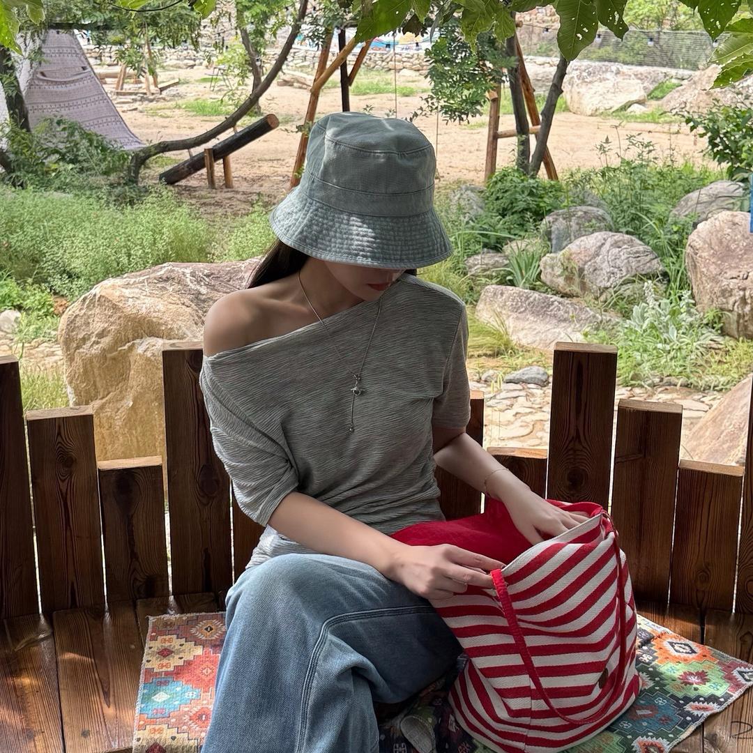 锦鲤.¥