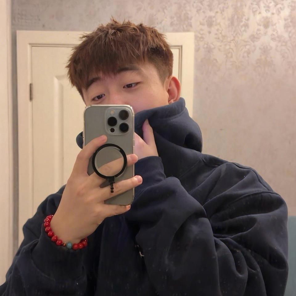 小陈好难瘦☁️