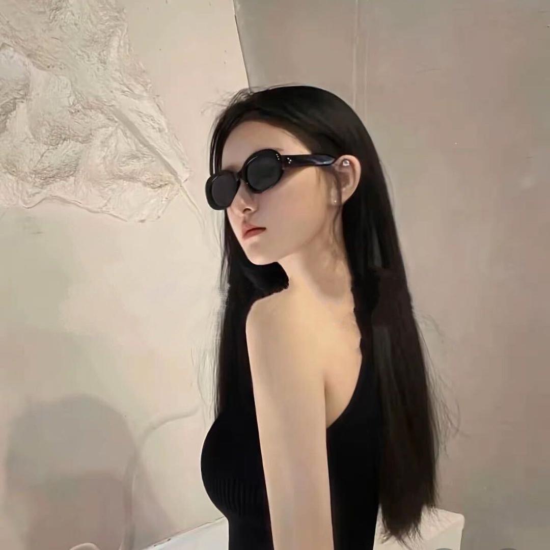 是小小小小.