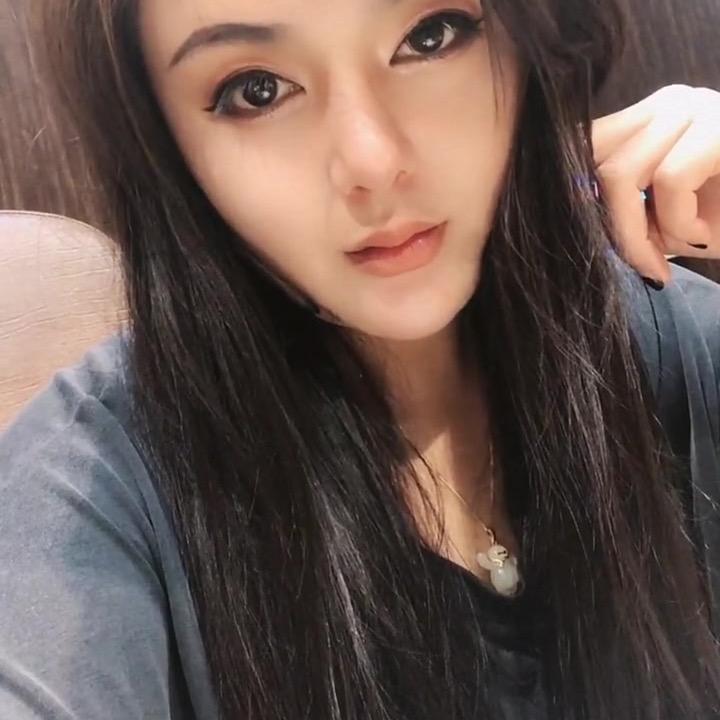 思怡小吃呈贡区锦聪百货店（个体工商户）