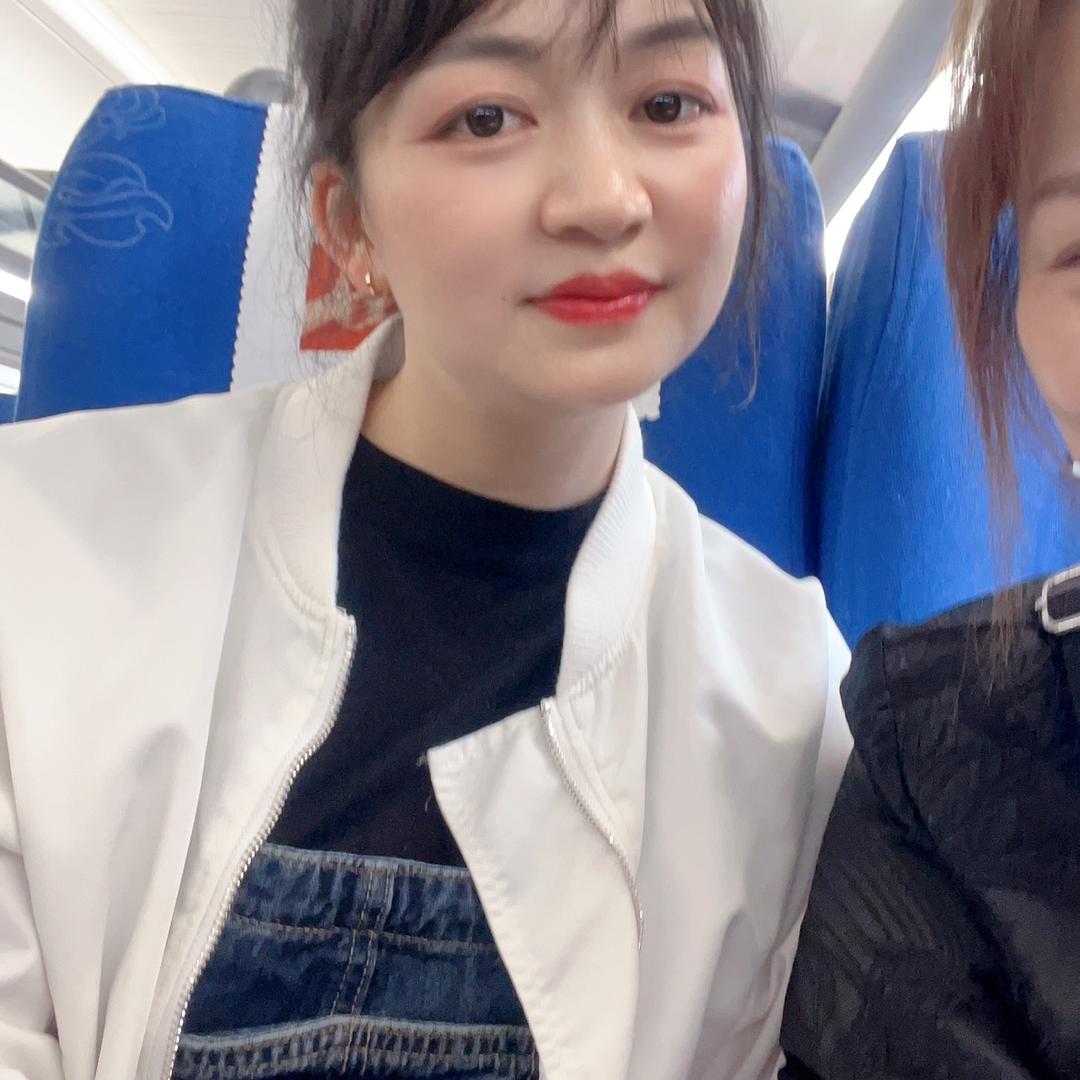 时燕主理人.蔡蔡