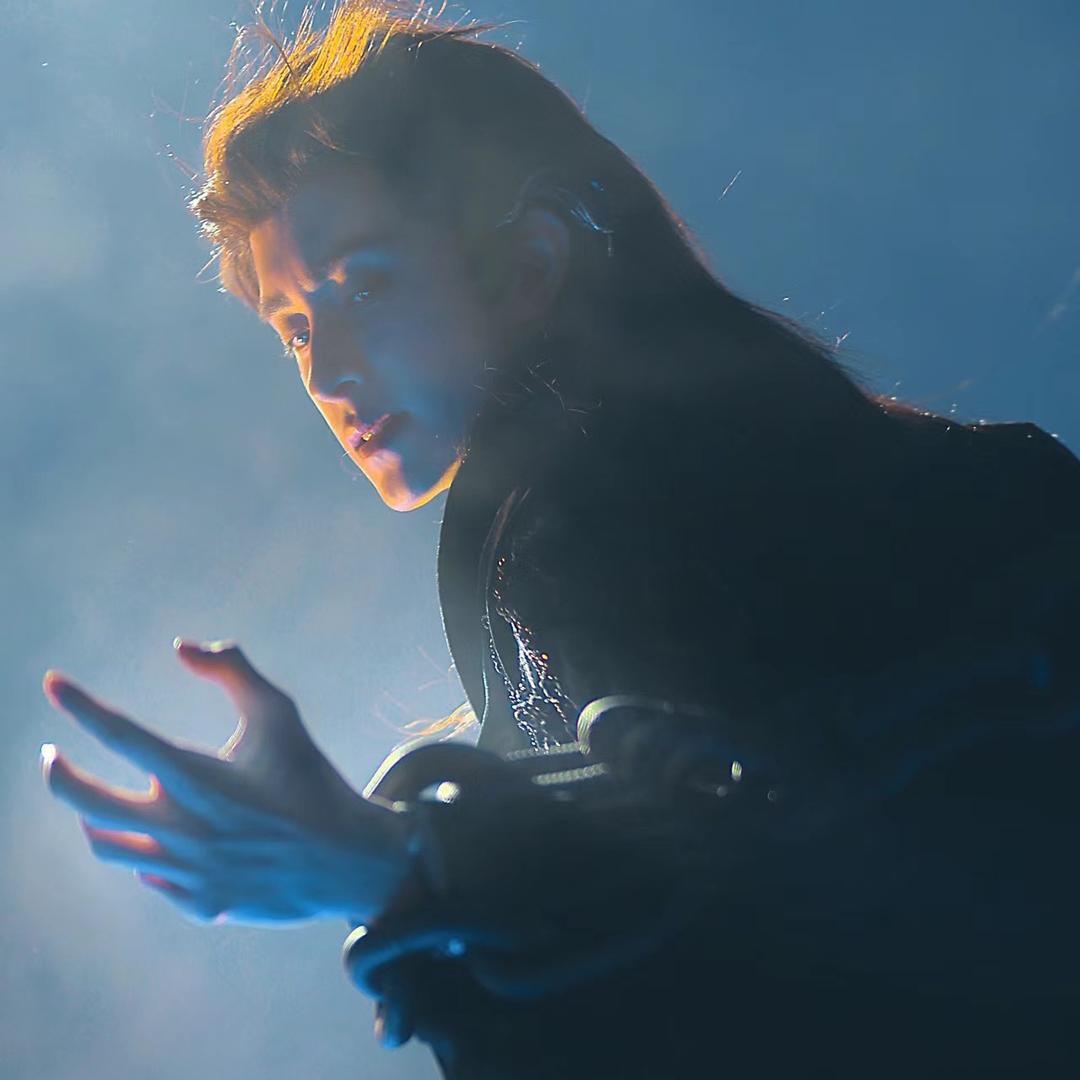 瑞瑞瑞～瑞个鹏 切切切～切个敖