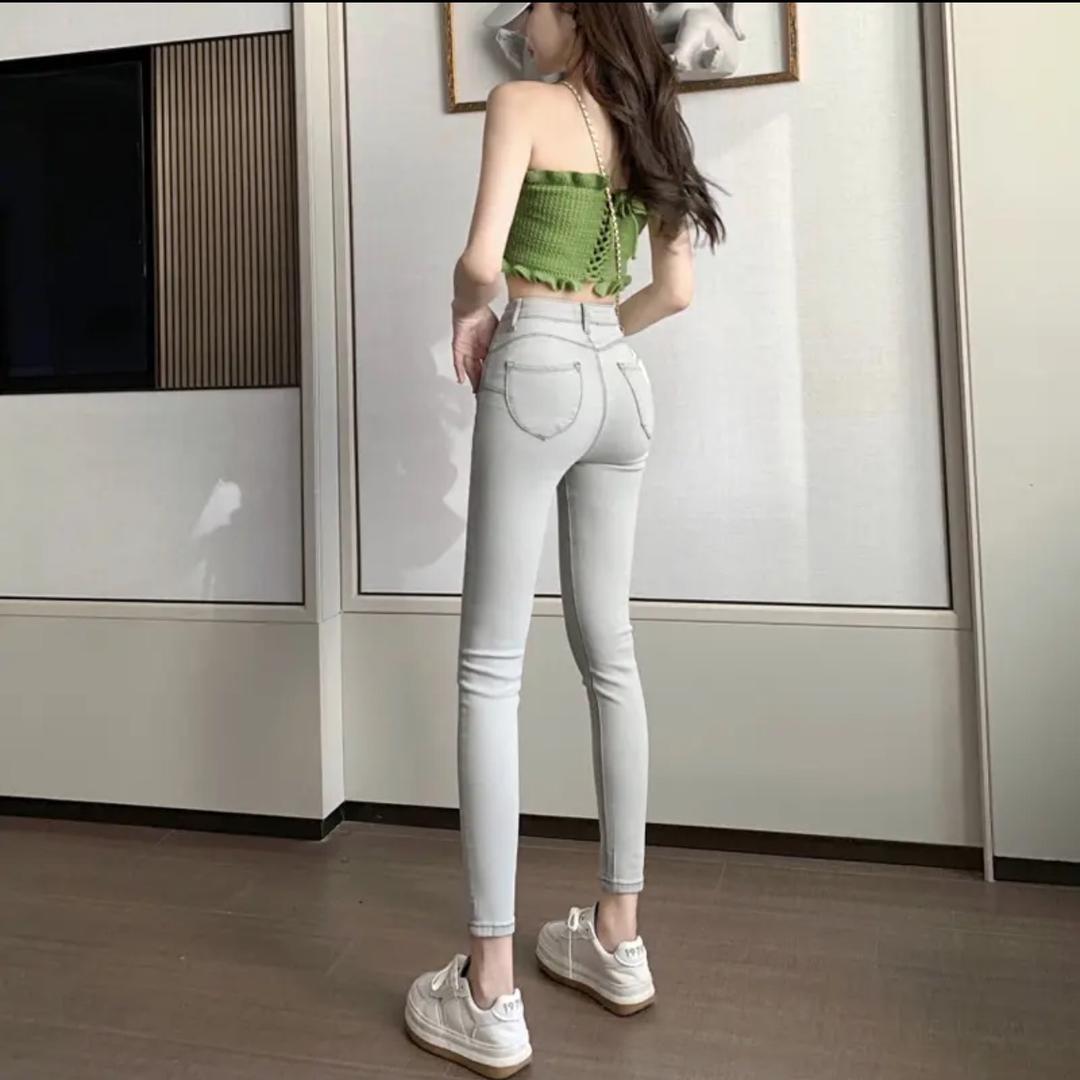 金融小姐姐
