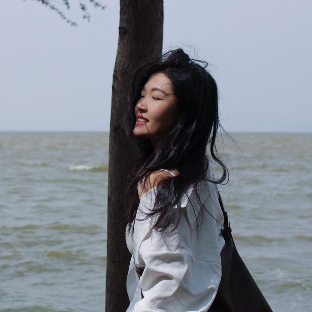邑邑呀