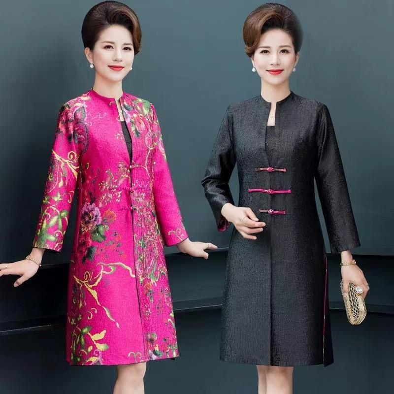 绣罗裳服饰工厂店