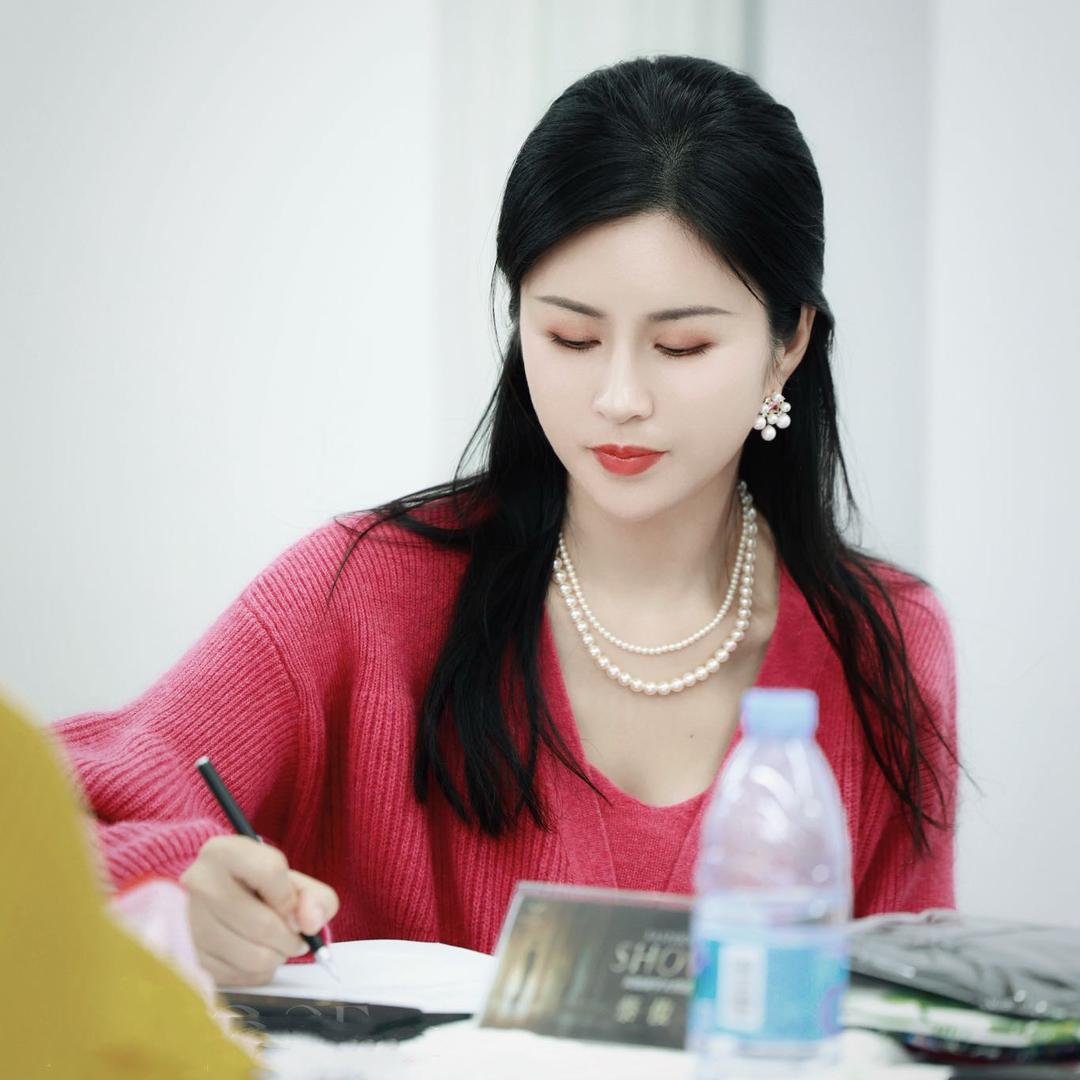 金寨审美美学蔡珺雅