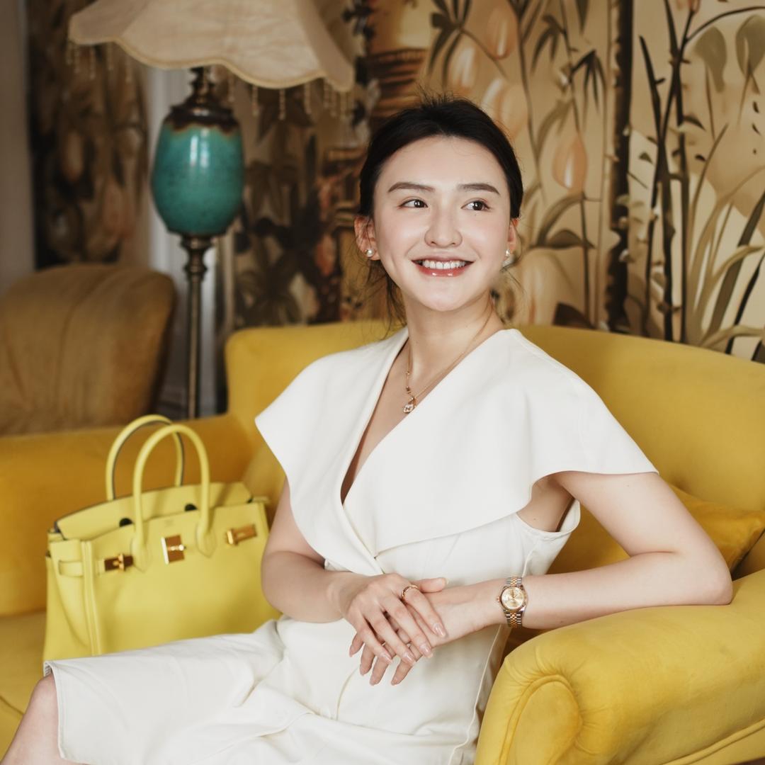 Elise妍儿