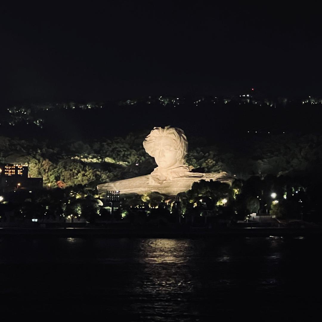 暂时没想好改什么名