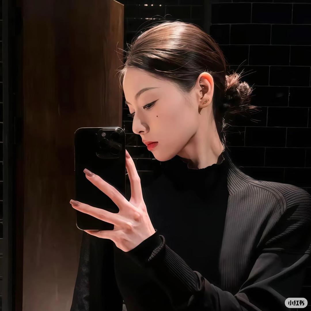 阿梨爱吃肉🍐