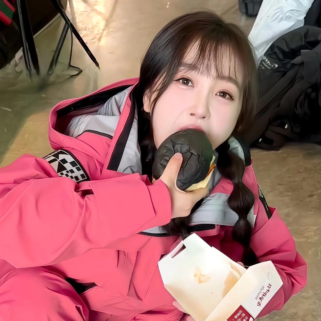 兮兮超能吃