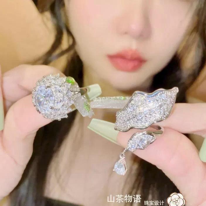 缪诗饰品