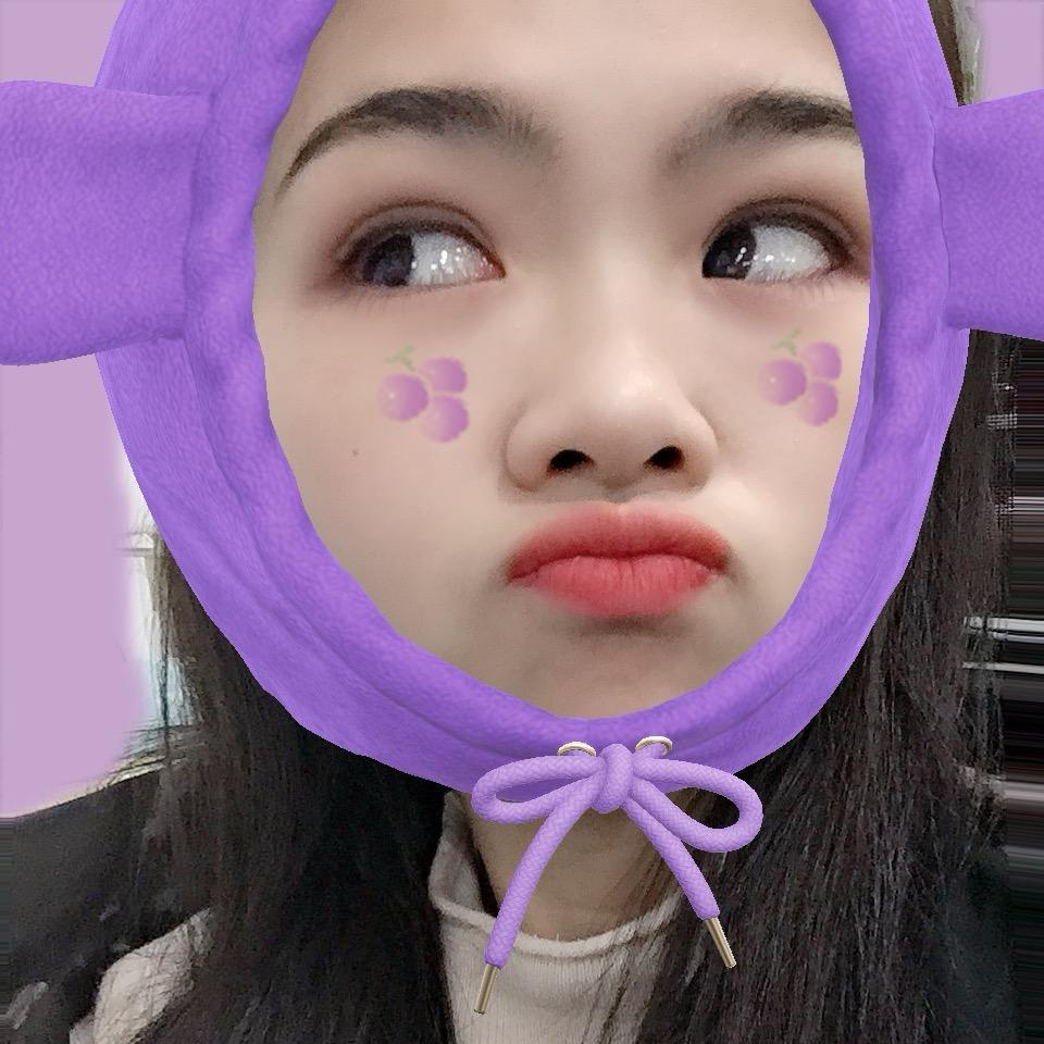 小珊饿了😋