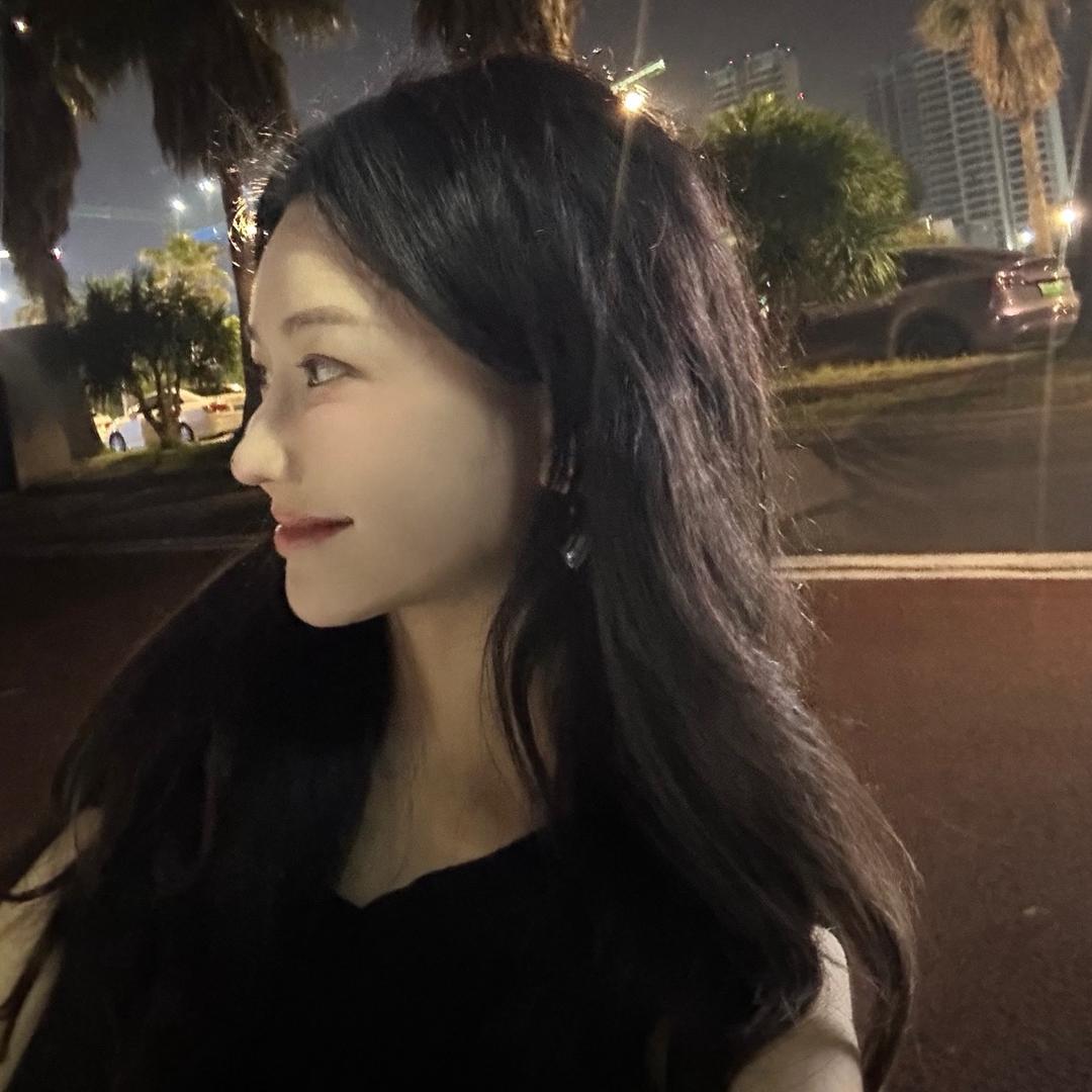 暴躁小鲸鱼🐳