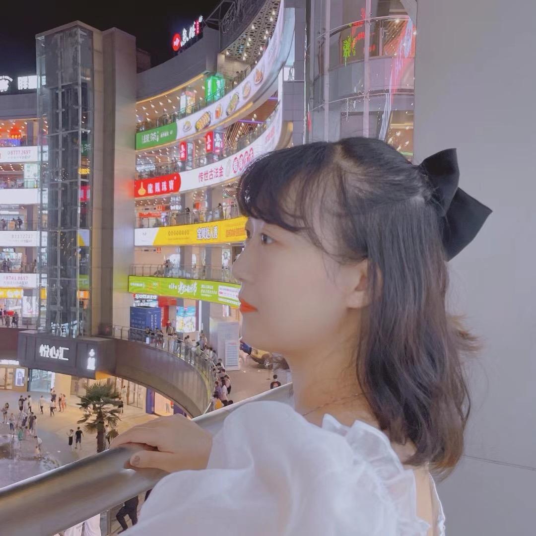 是芳芳吖