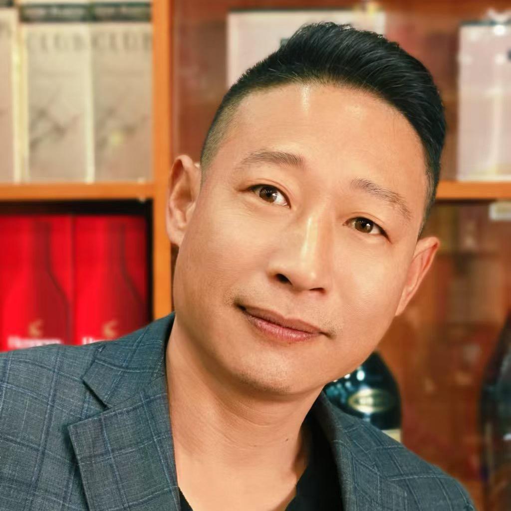 珑门哥