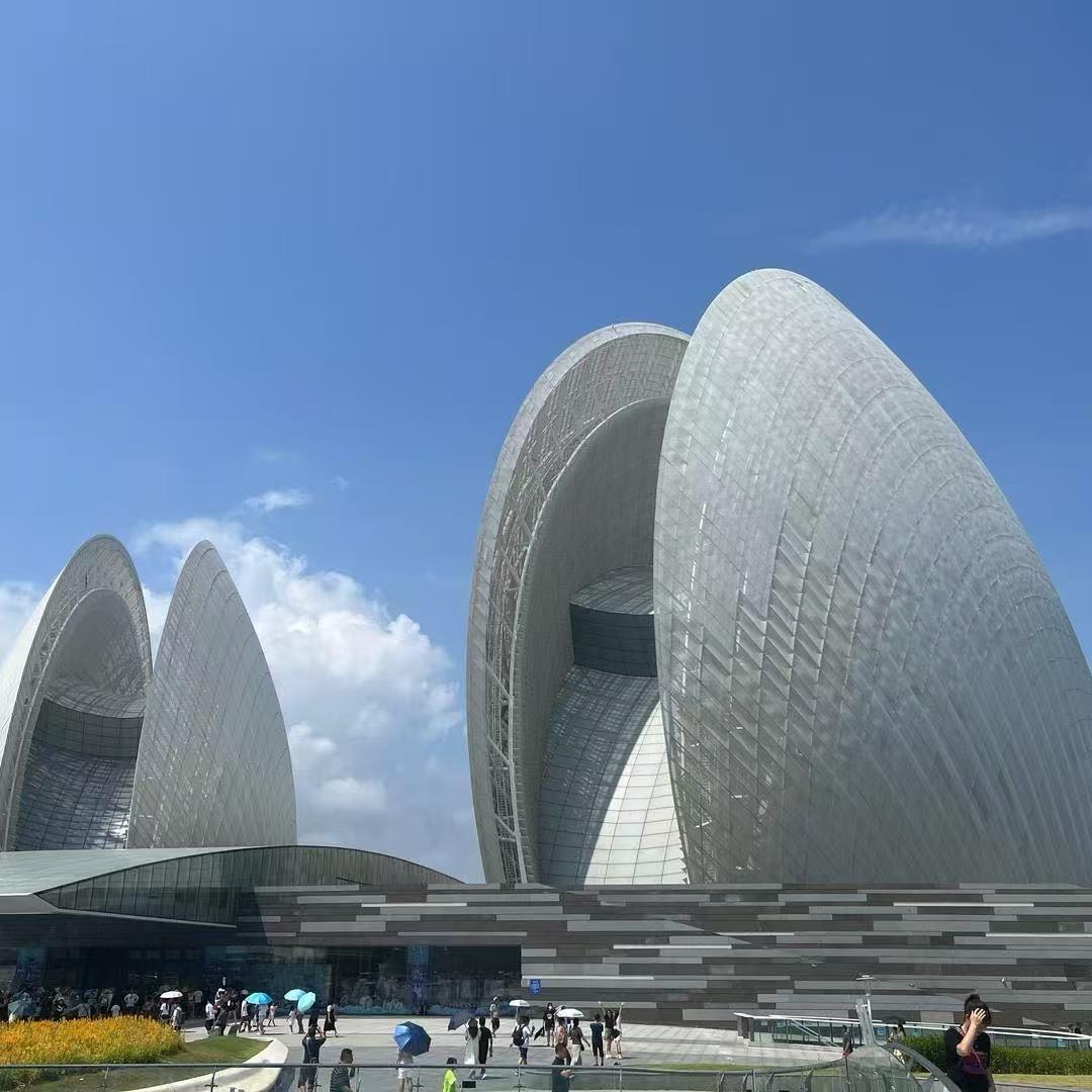 港澳云帆 吴小姐