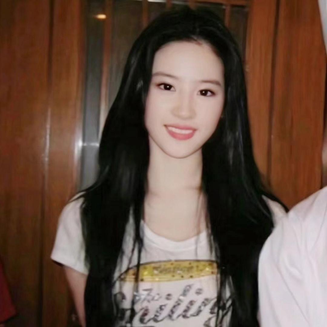 讨厌的小美女