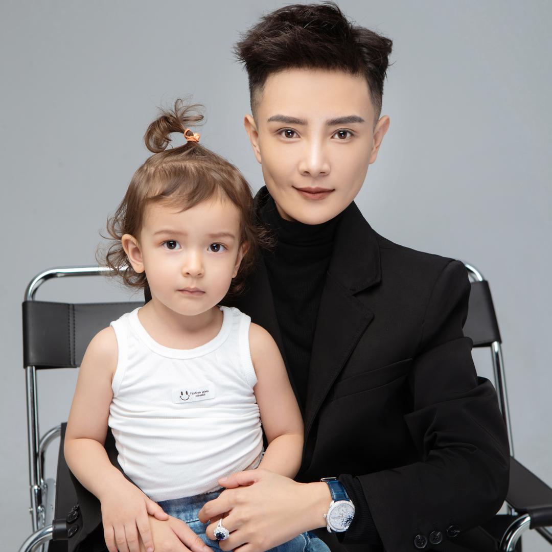 王小萌的女儿Emily
