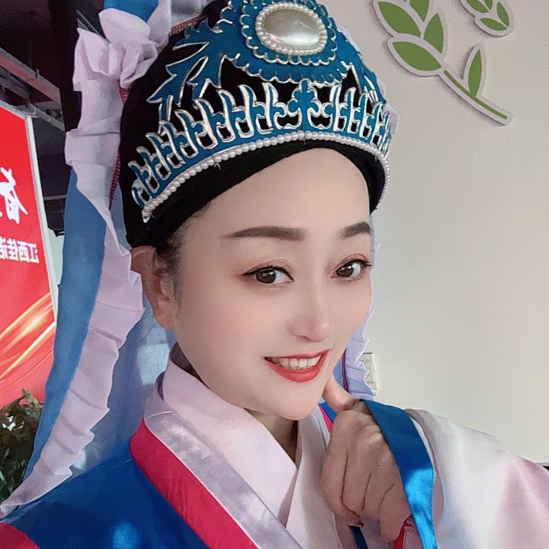 黄梅戏田甜💕💕反串男生
