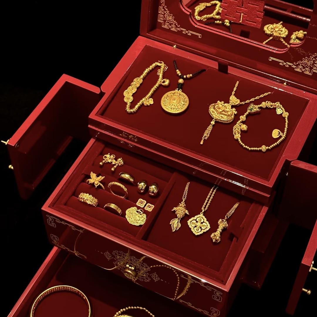 金轩珠宝饰品店