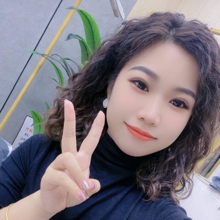 云云优品妈妈装