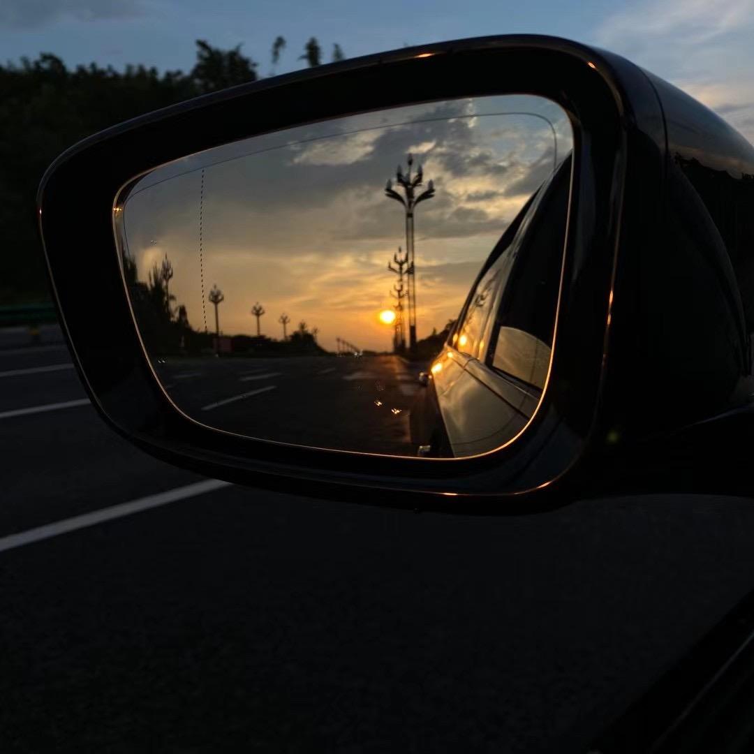 🚬༃༻靠谱༒大叔༺྅