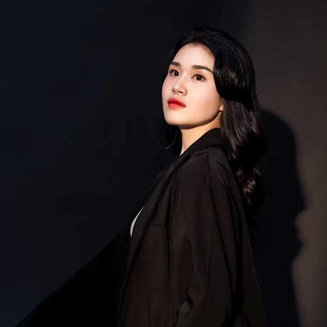 西林慕颜美容美发   晓洁