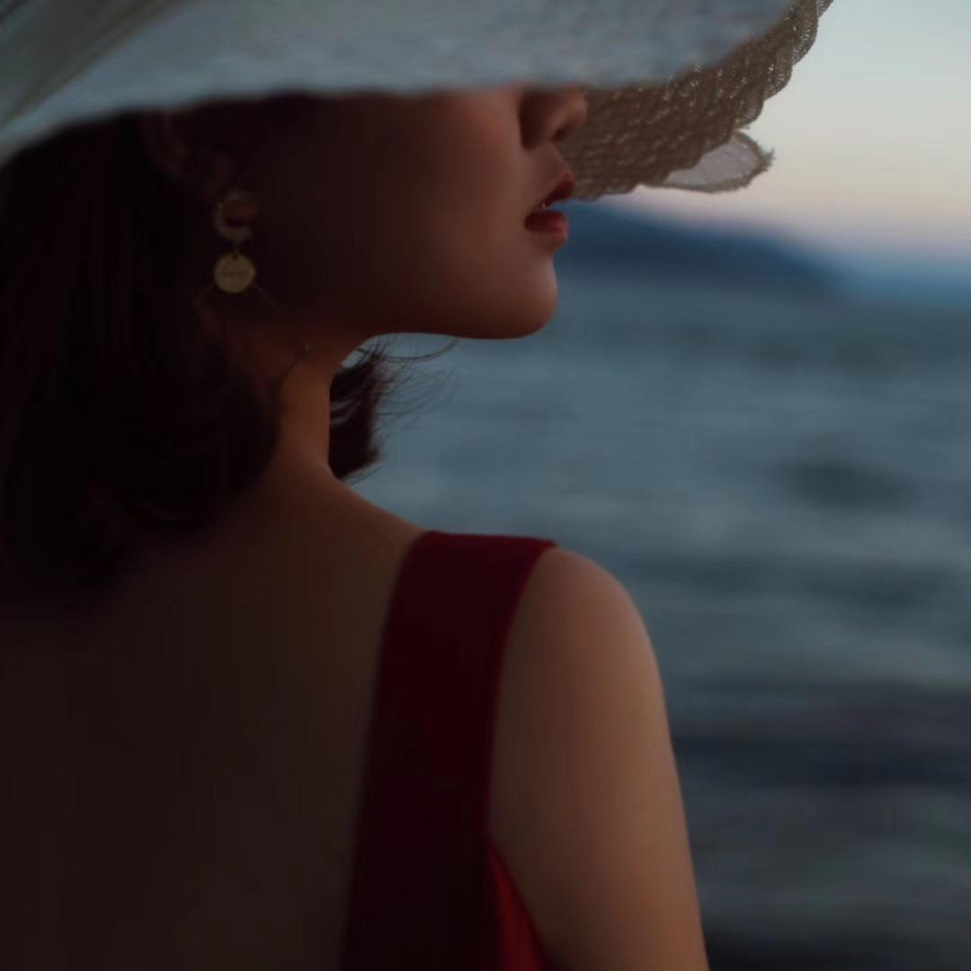 莹莹💕