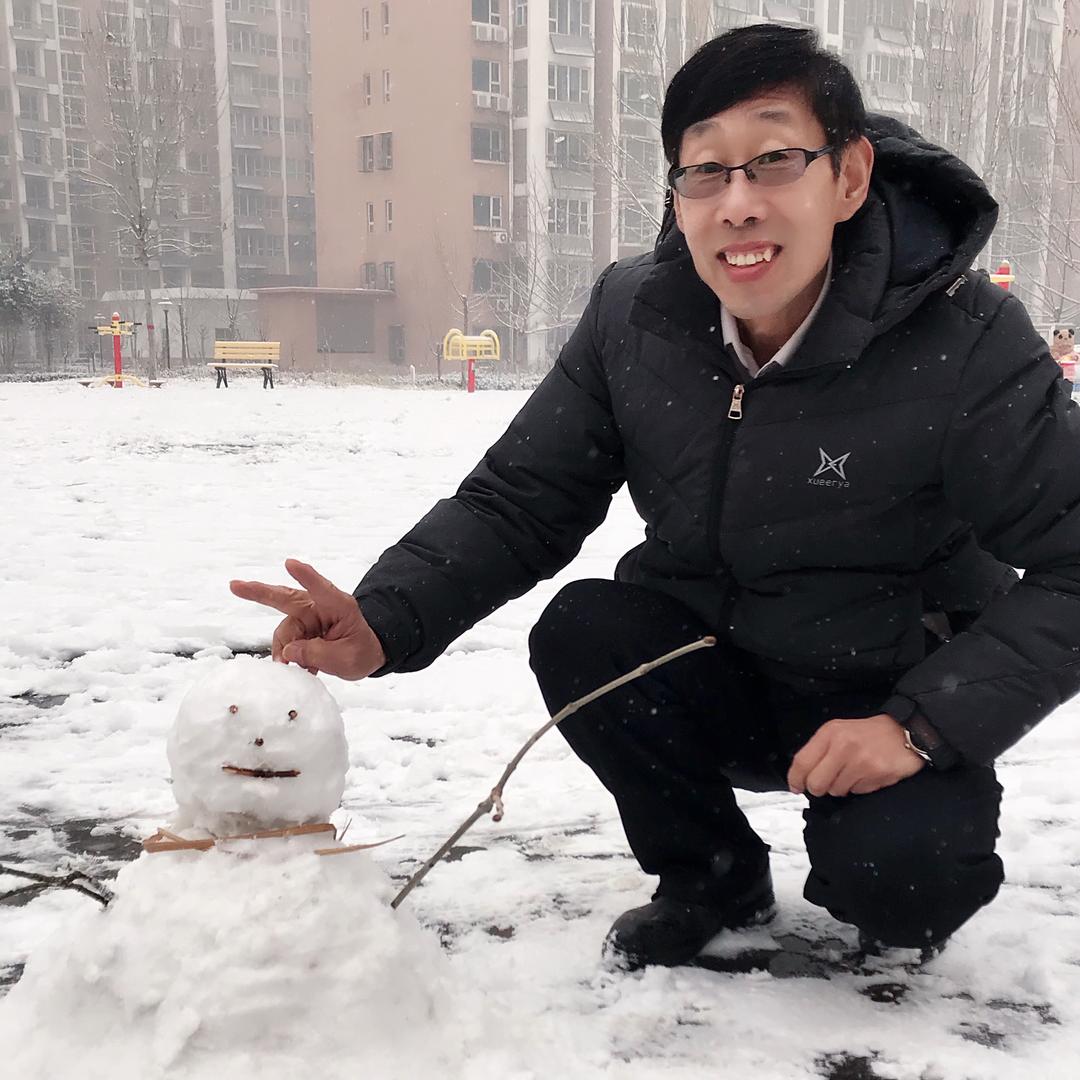 峰峰热水器 一哥