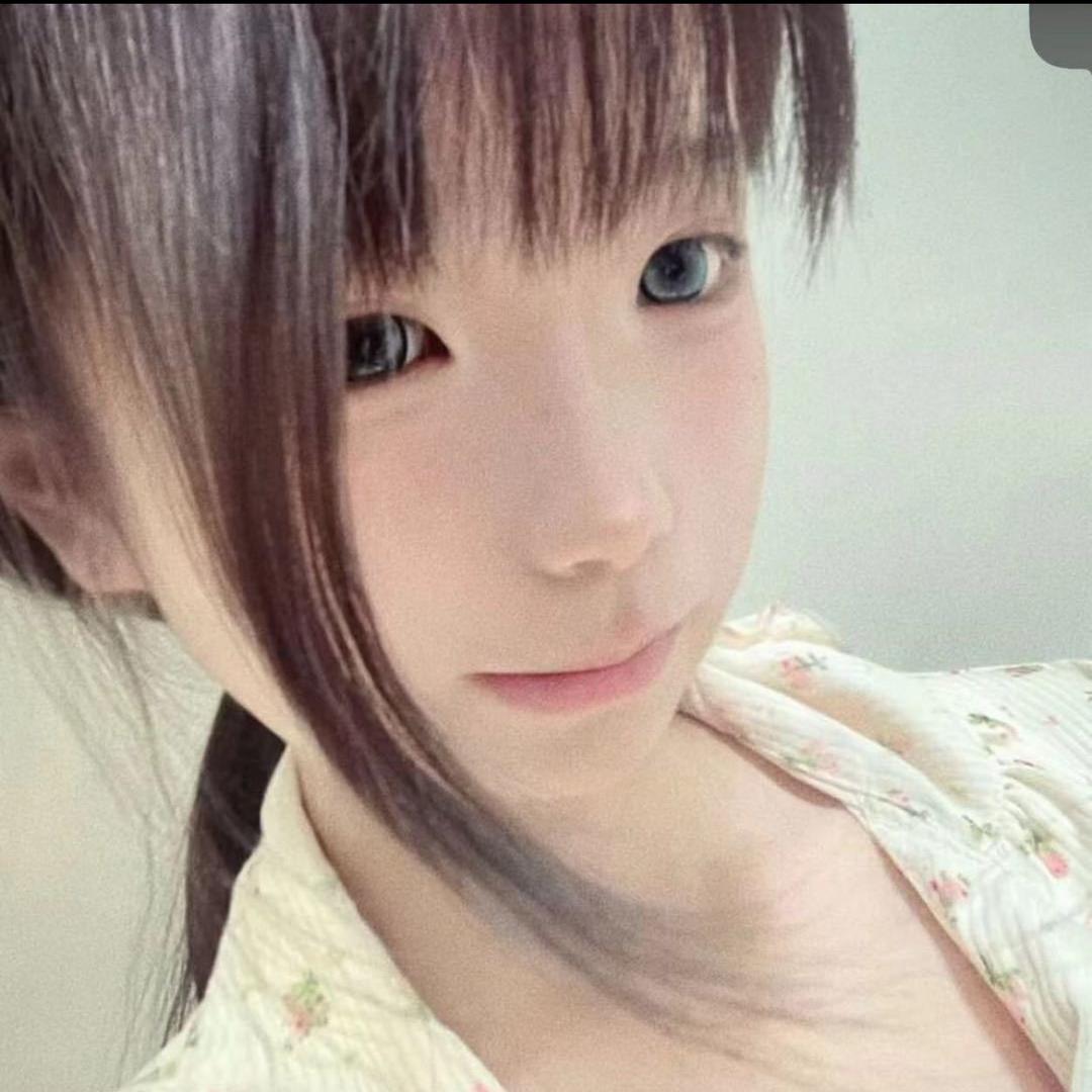 琴琴儿（宜宾化妆师）屏山