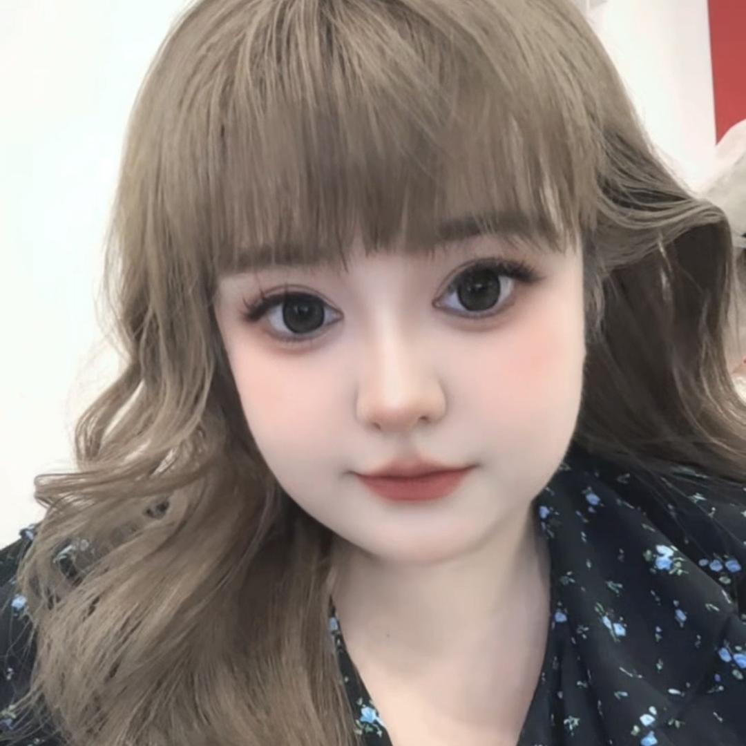 零零后特大码女装