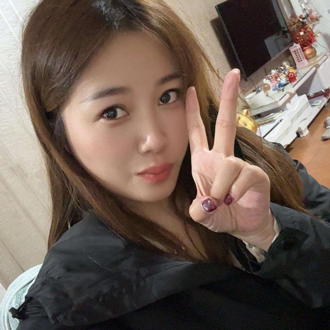 荣荣☞美甲💅🏻美睫、半永久