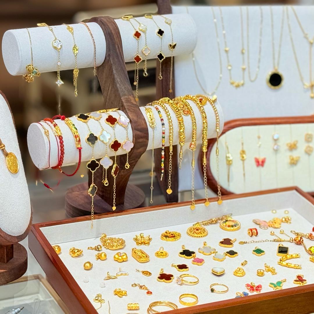 焱鑫阁水贝工厂源头店