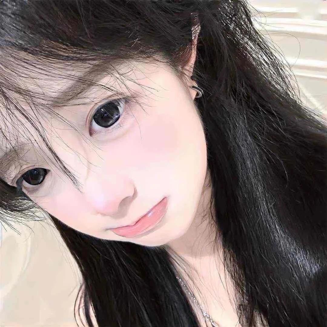 困困鱼.^