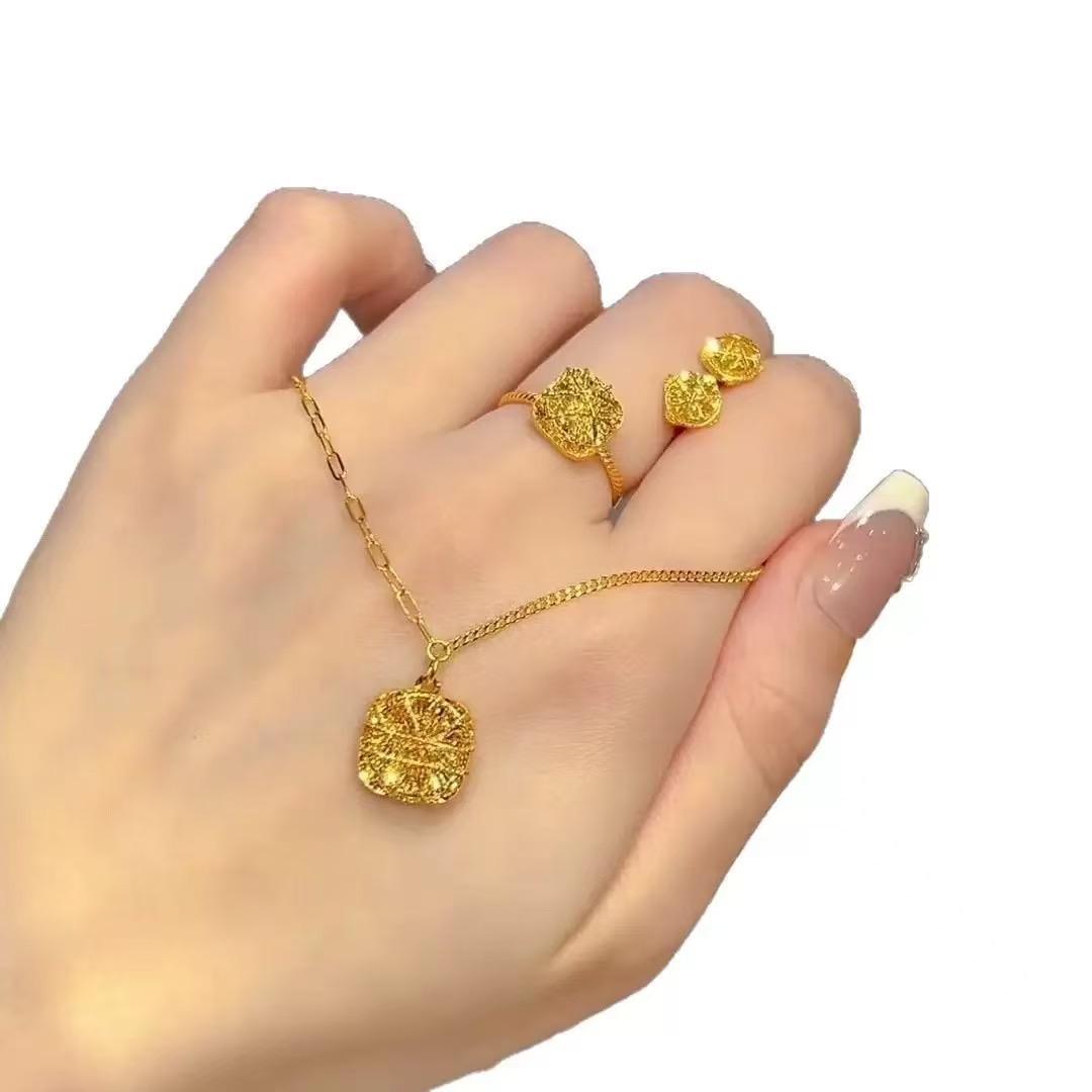 鎏光金焰饰品店