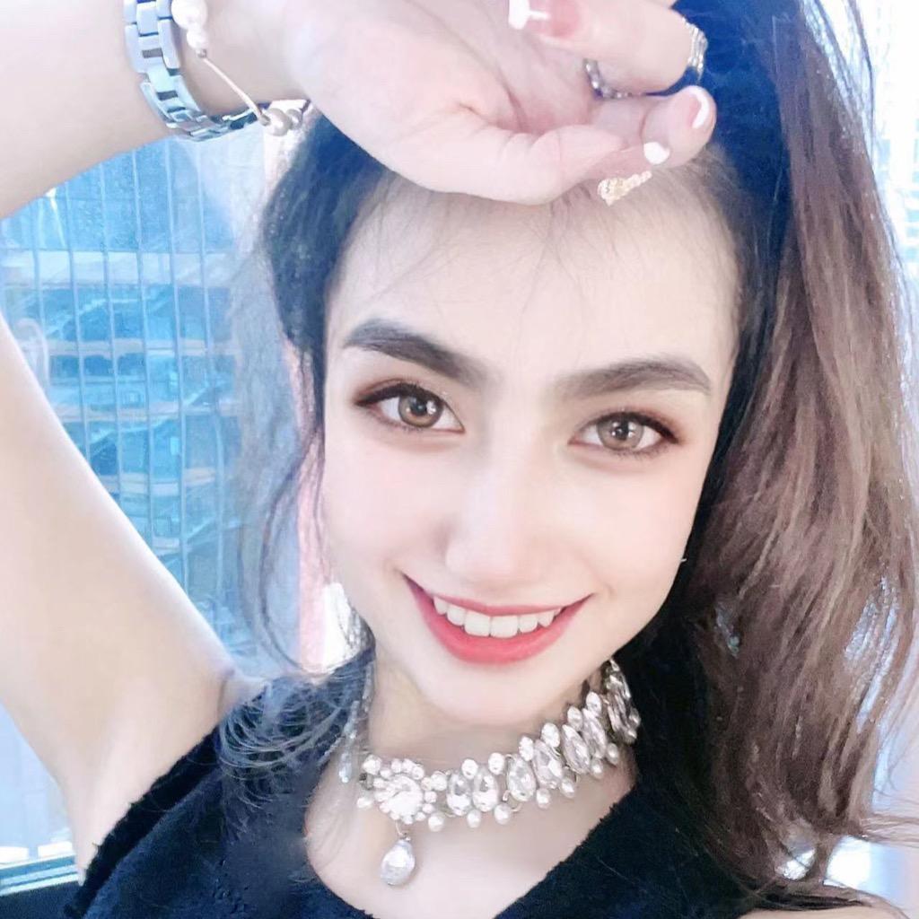 Abby🧚🏻‍♀️