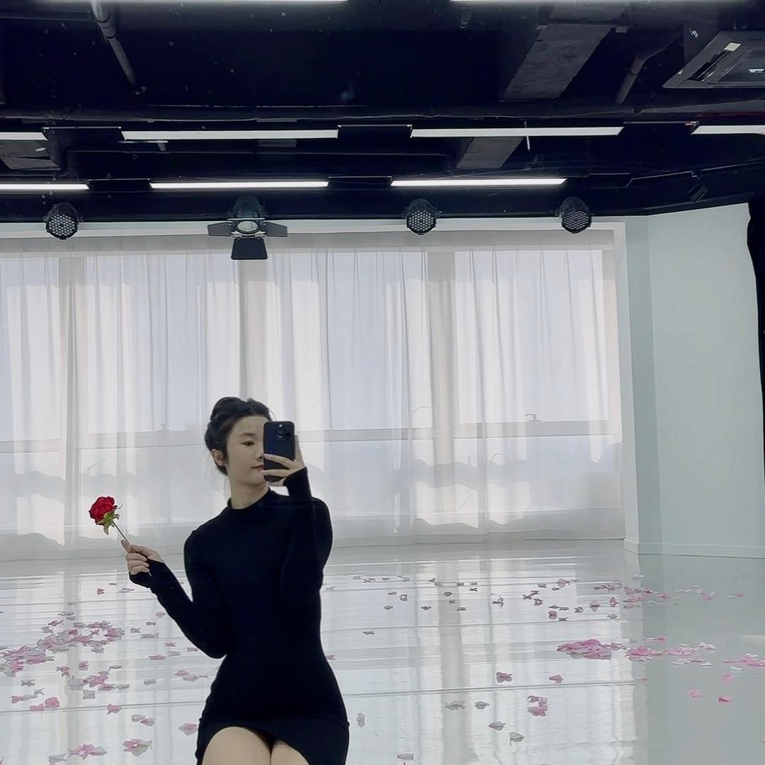 施想～